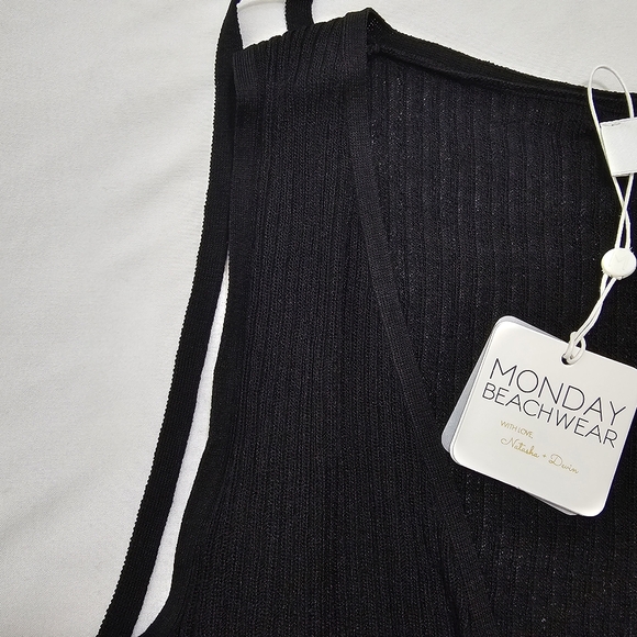 NWT Monday Swimwear Florence Top in Black - Size M - Picture 4 of 10